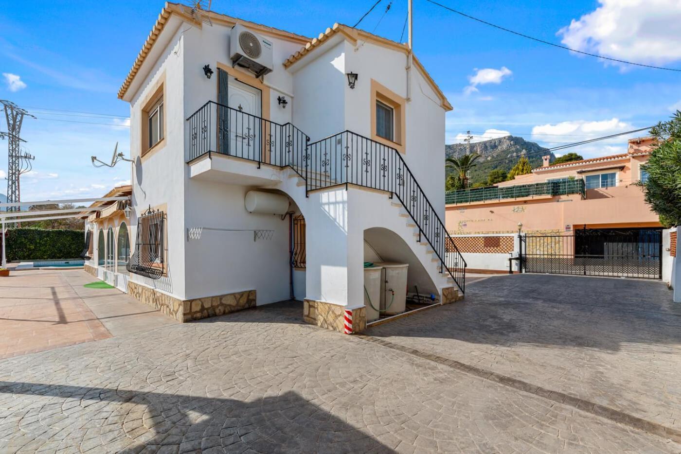 Villa Mercedes - Plusholidays Calp Extérieur photo